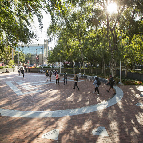 Background for the 'Ethics and Compliance' link block