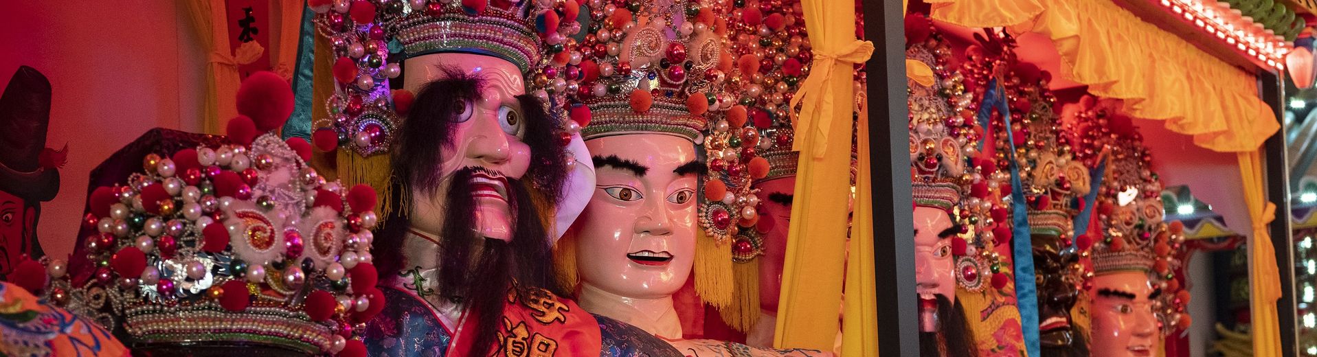 Dolls dressed in traditional Chinese clothing.